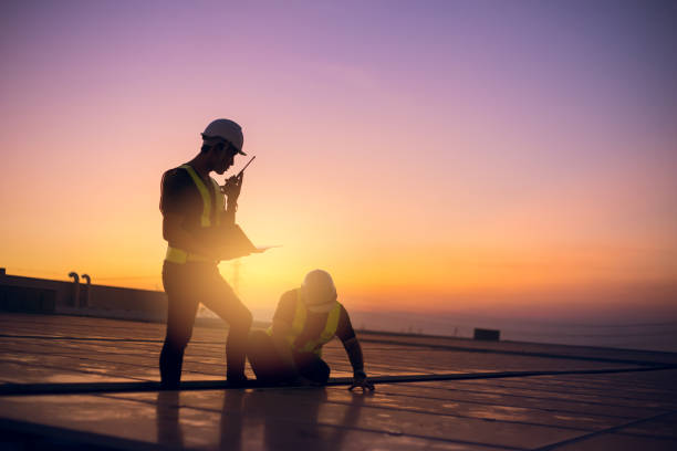 Best Roof Maintenance Services  in Glendale, MO